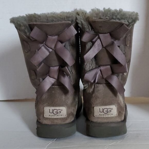 UGG Australia Bailey Bow II Boots Suede Leather Gray Winter Women's WOMAN'S 6 - Picture 3 of 16